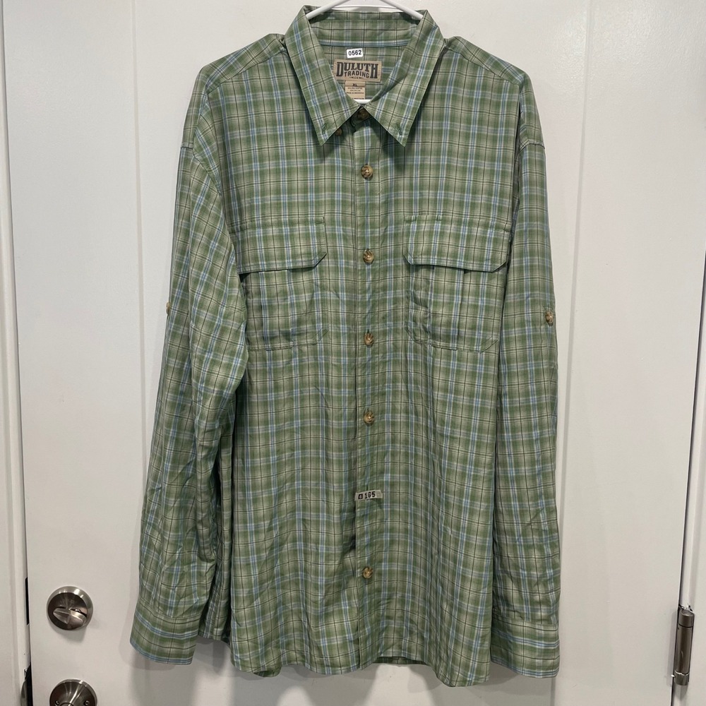 Duluth Trading Co Mens XL Green Plaid Roll Tab Long Sleeve Button Down Shirt